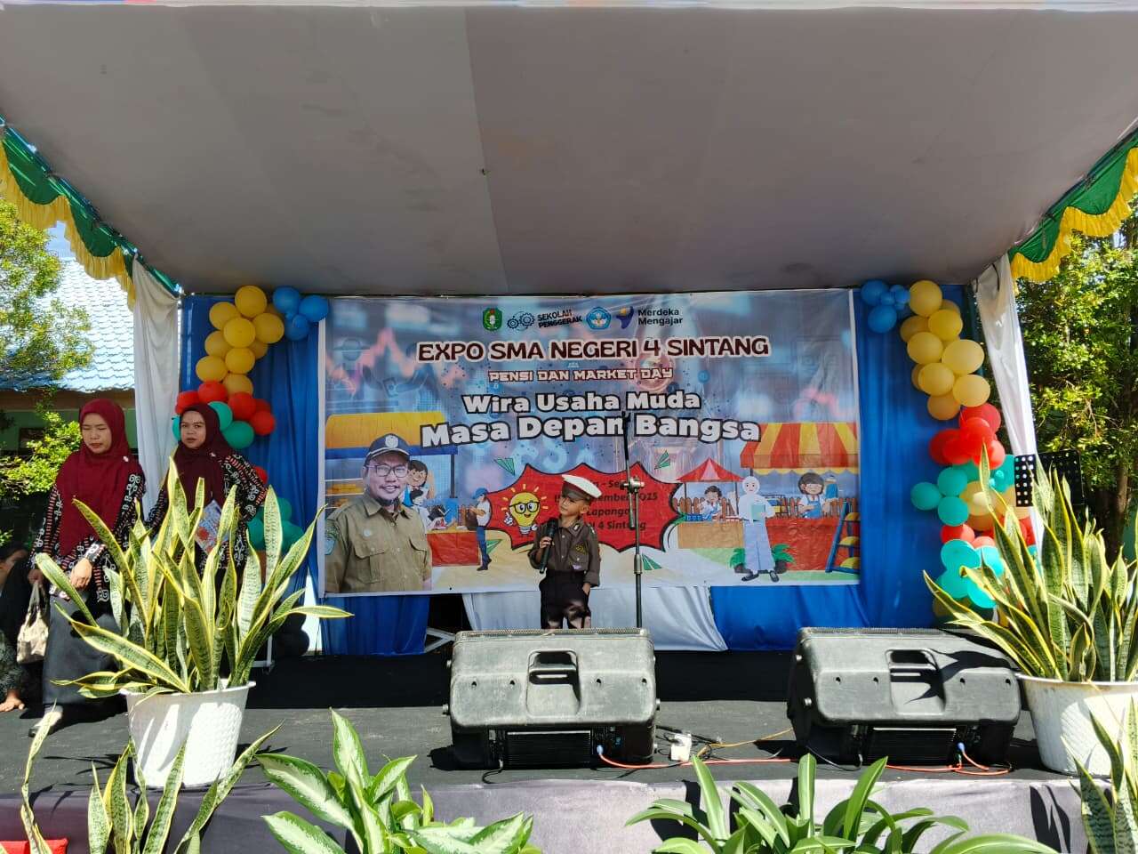 EXPO SMA NEGERI 4 SINTANG 2025 - Senin, 15 Desember 2025